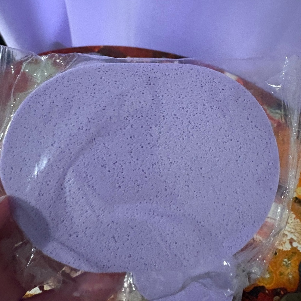 Purple Makeup Sponge Set - Picture 2 of 2
